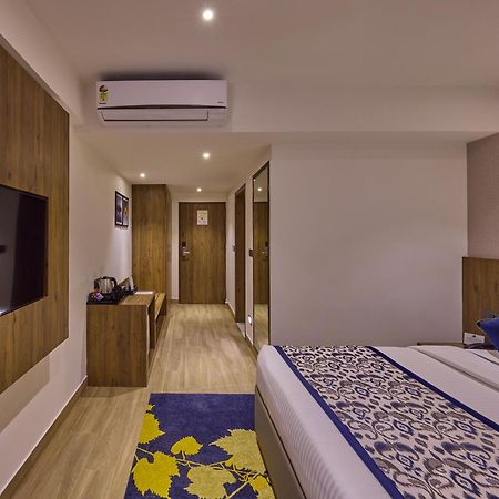 Grand Continent Hebbal A Sarovar Portico Affiliate Hotel Bengaluru Zewnętrze zdjęcie