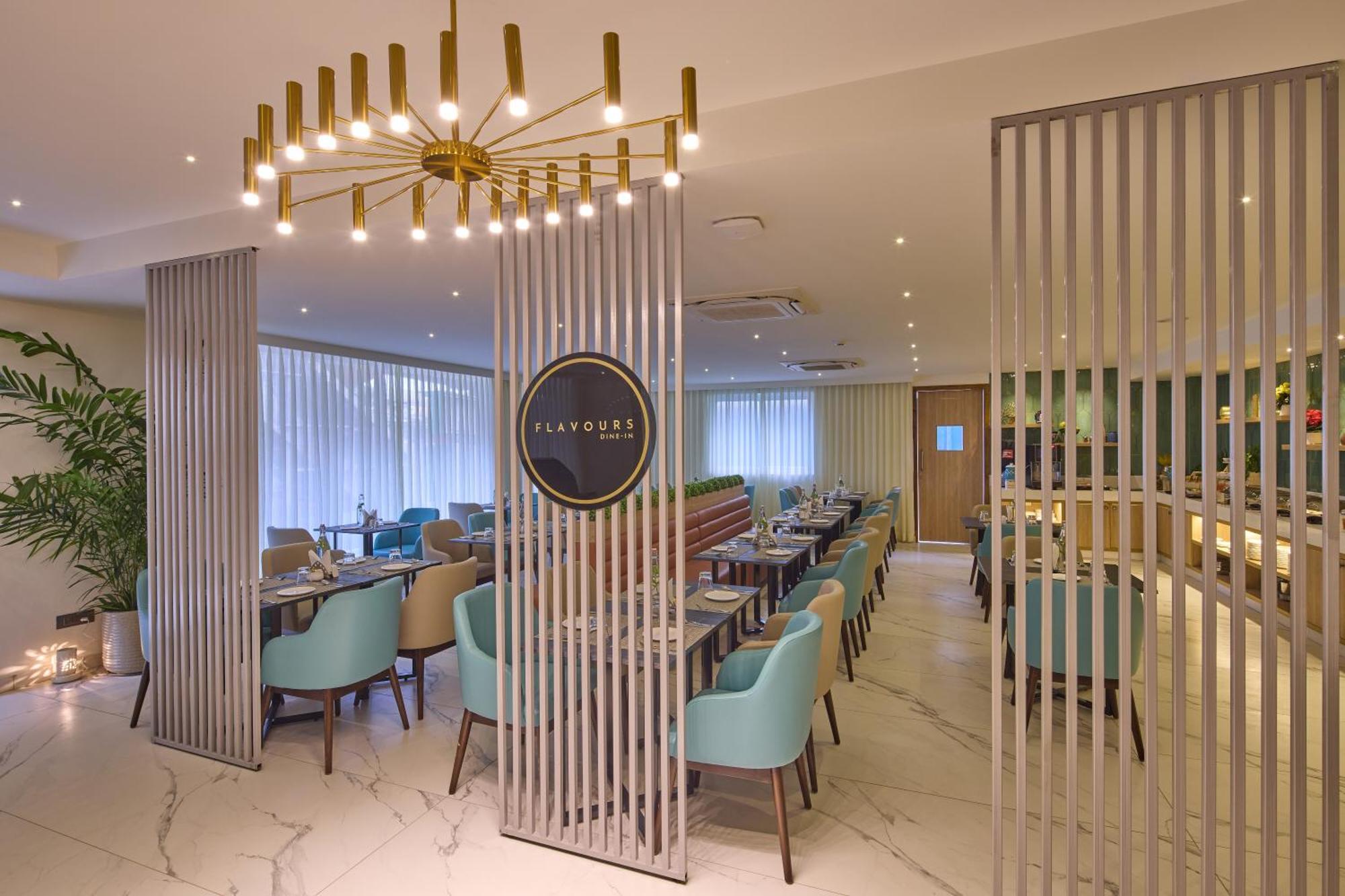 Grand Continent Hebbal A Sarovar Portico Affiliate Hotel Bengaluru Zewnętrze zdjęcie