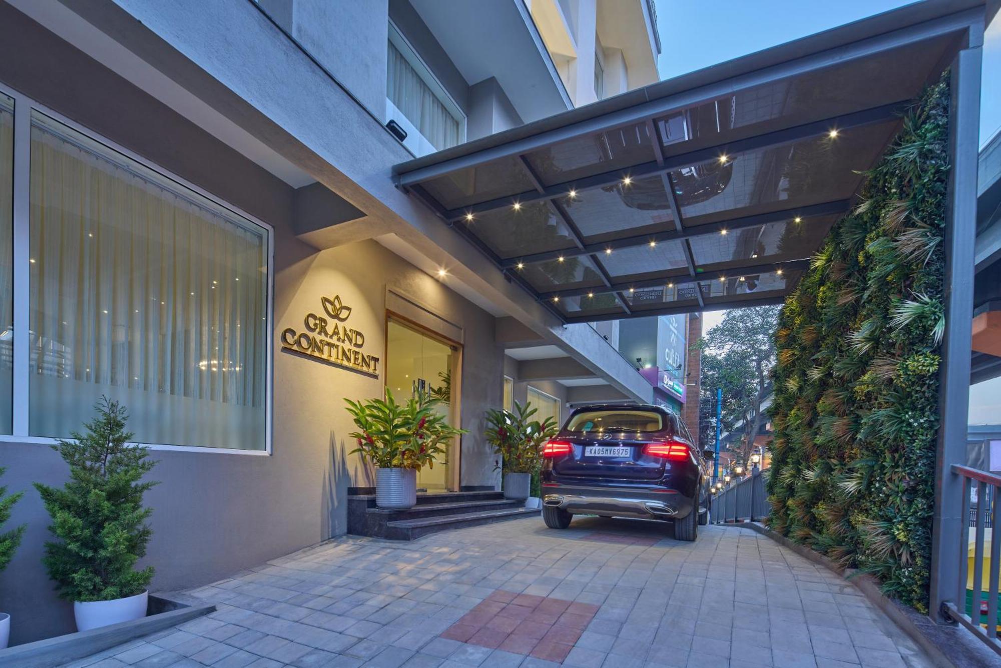 Grand Continent Hebbal A Sarovar Portico Affiliate Hotel Bengaluru Zewnętrze zdjęcie